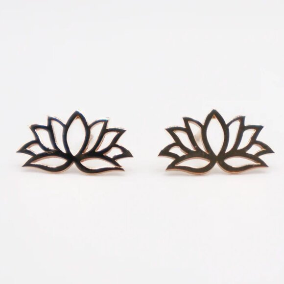 18k Yellow Gold Flower Earrings - Picture 2 of 4
